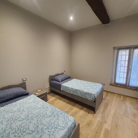 Ferienwohnung Alloggi Di Porta Po Cremona Exterior foto